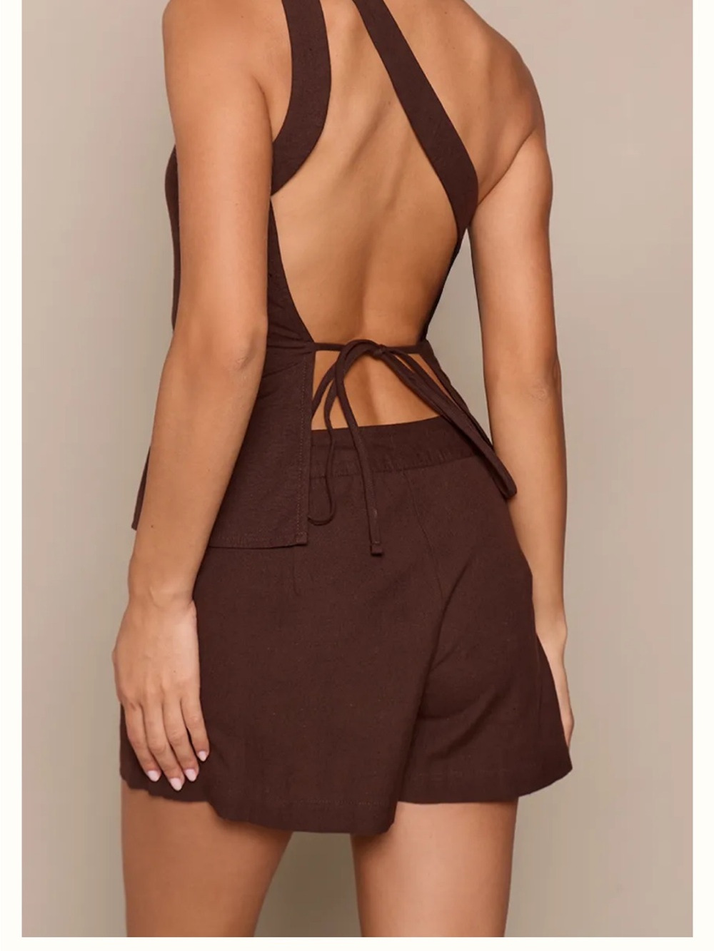 Backless Tie-Detail Brown shorts set
